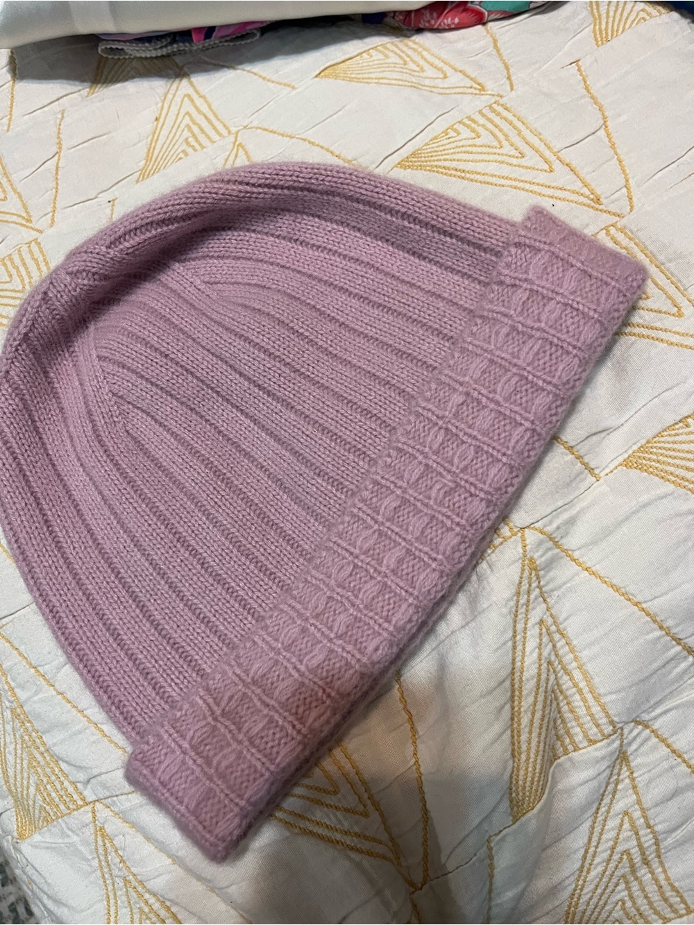 Ann Taylor 100% Cashmere Ribbed Beanie in a soft lavender/pink